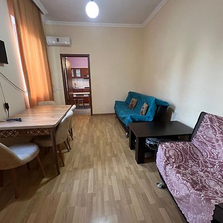 Apartment Merabi 巴统 外观 照片