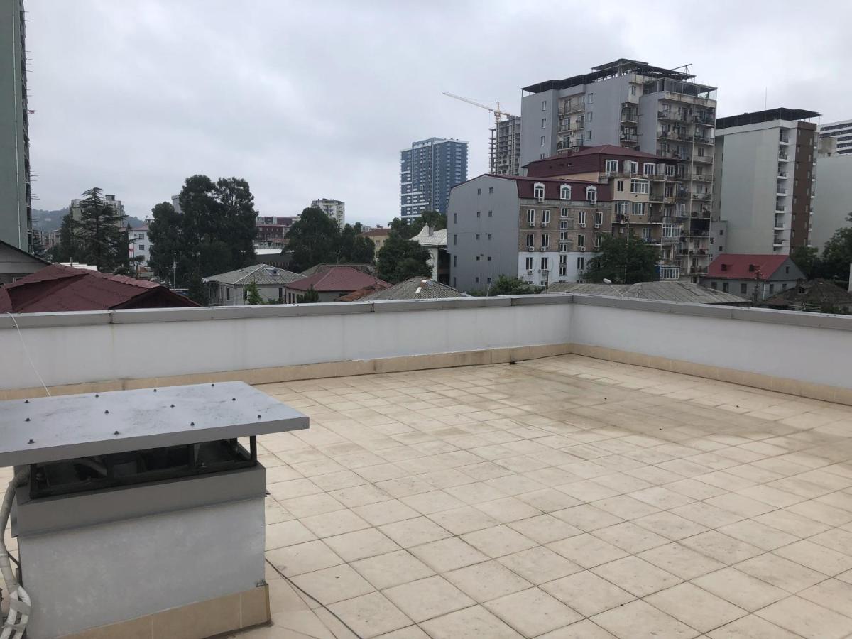 Apartment Merabi 巴统 外观 照片