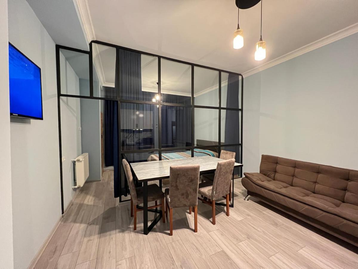 Apartment Merabi 巴统 外观 照片