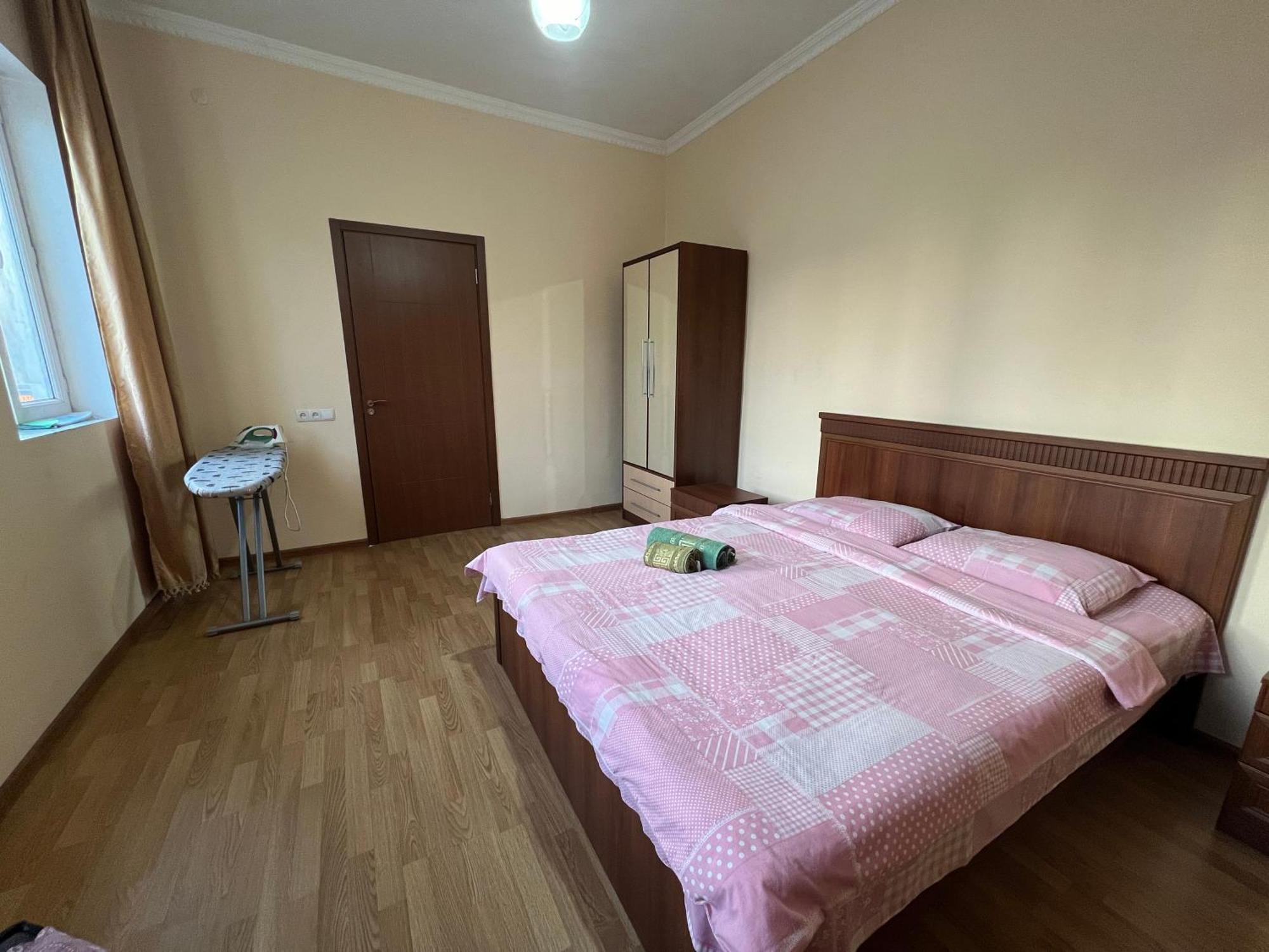 Apartment Merabi 巴统 外观 照片