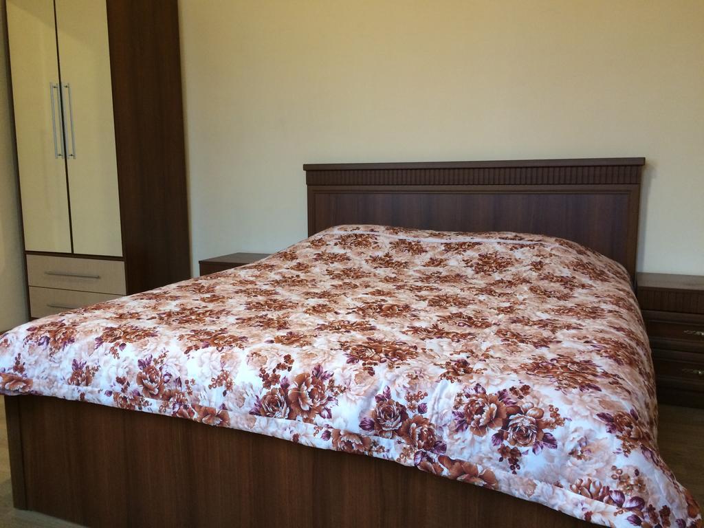 Apartment Merabi 巴统 外观 照片