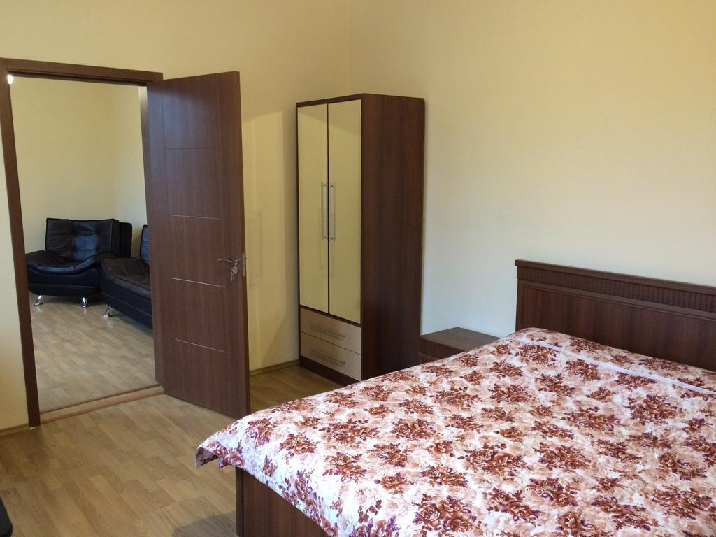 Apartment Merabi 巴统 外观 照片