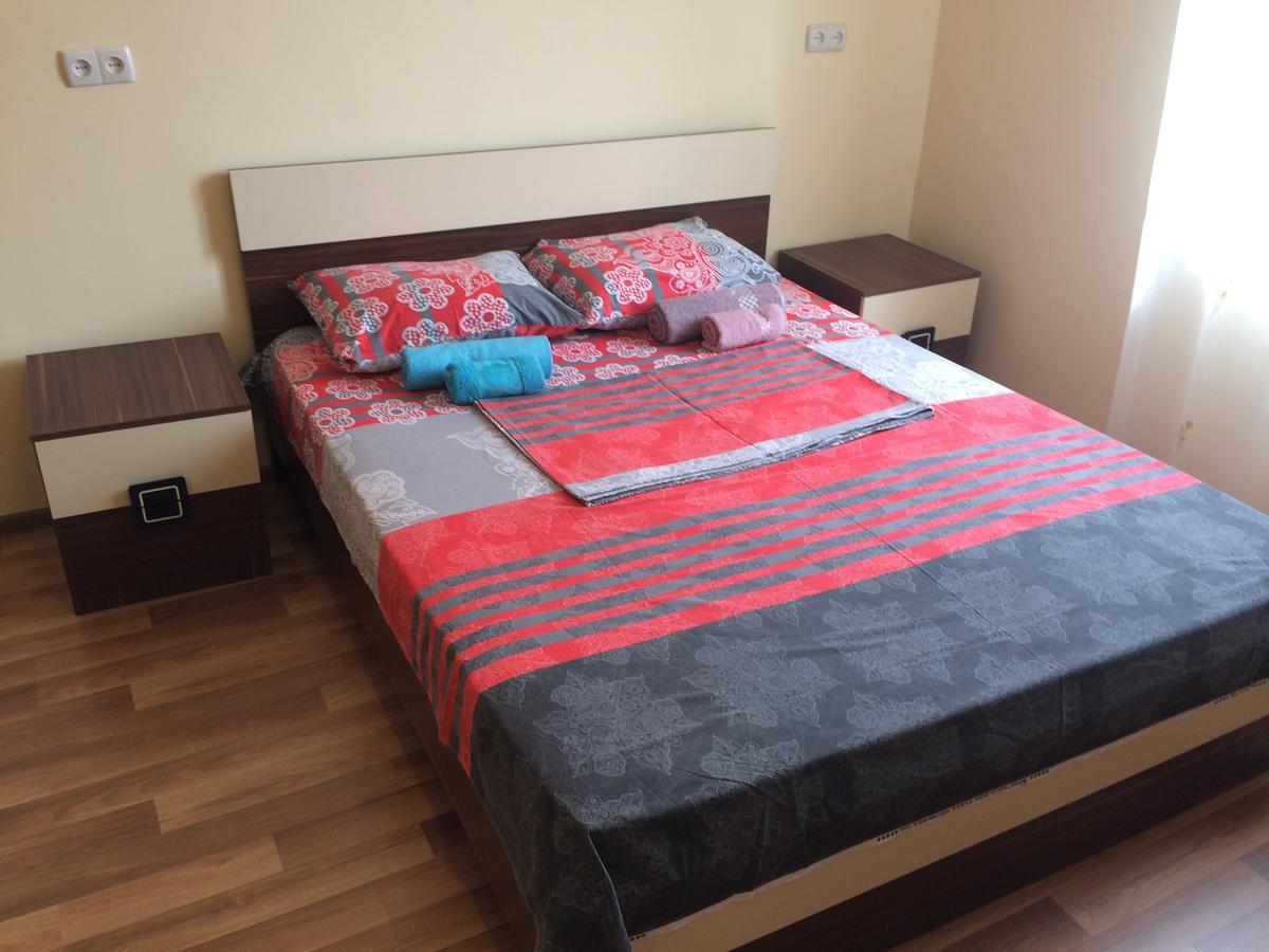 Apartment Merabi 巴统 外观 照片